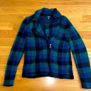 Get ready for fall with this beautiful chaps knit jacket!